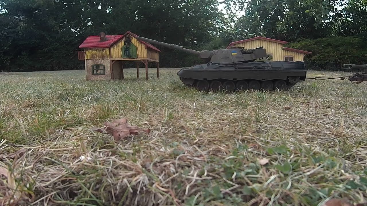 Ukrainian Tanks and Artillery Convoy