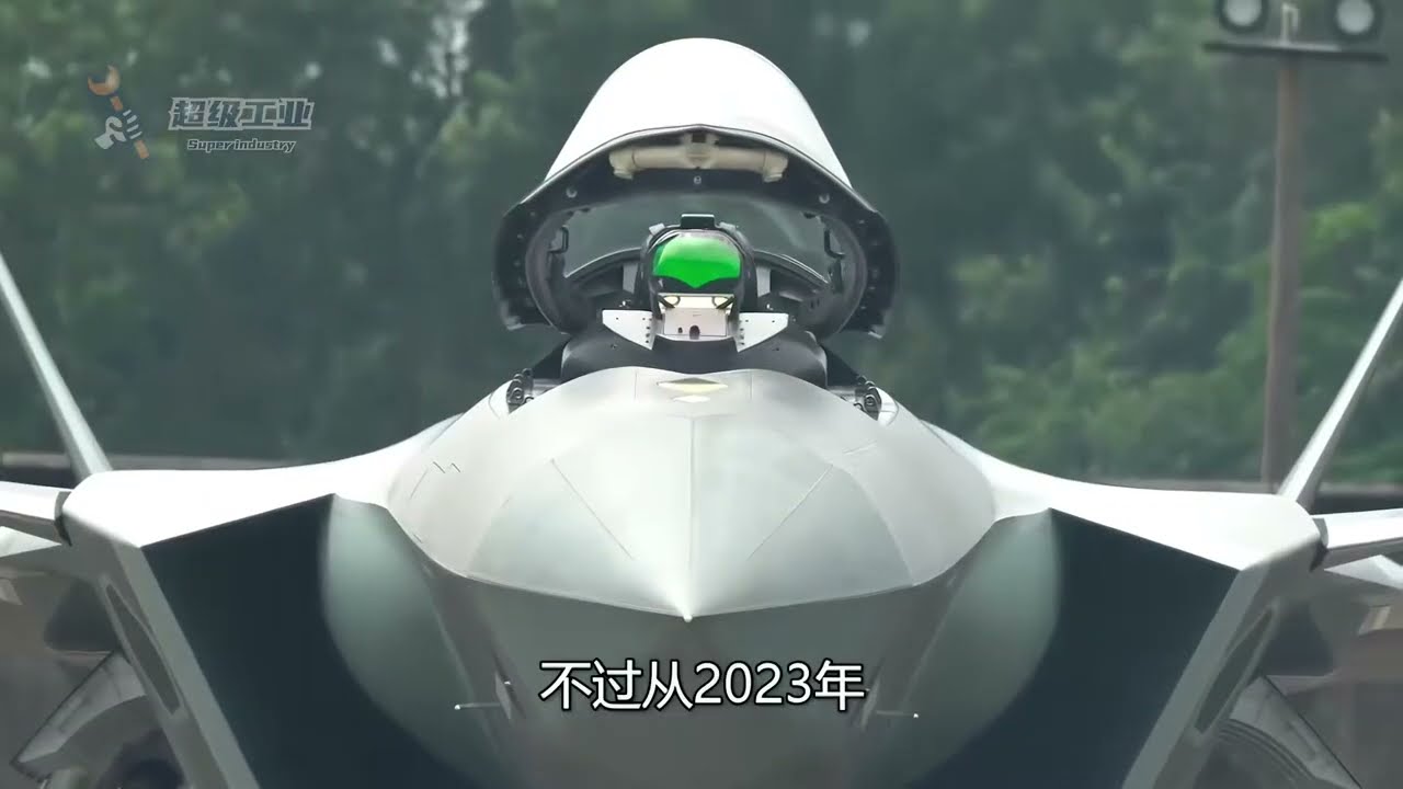 空军拜年拜出神场面，十架歼20一字排开，五代机规模超乎想象#时代的荣耀#全球创作者计划#歼20#拜年#五代机