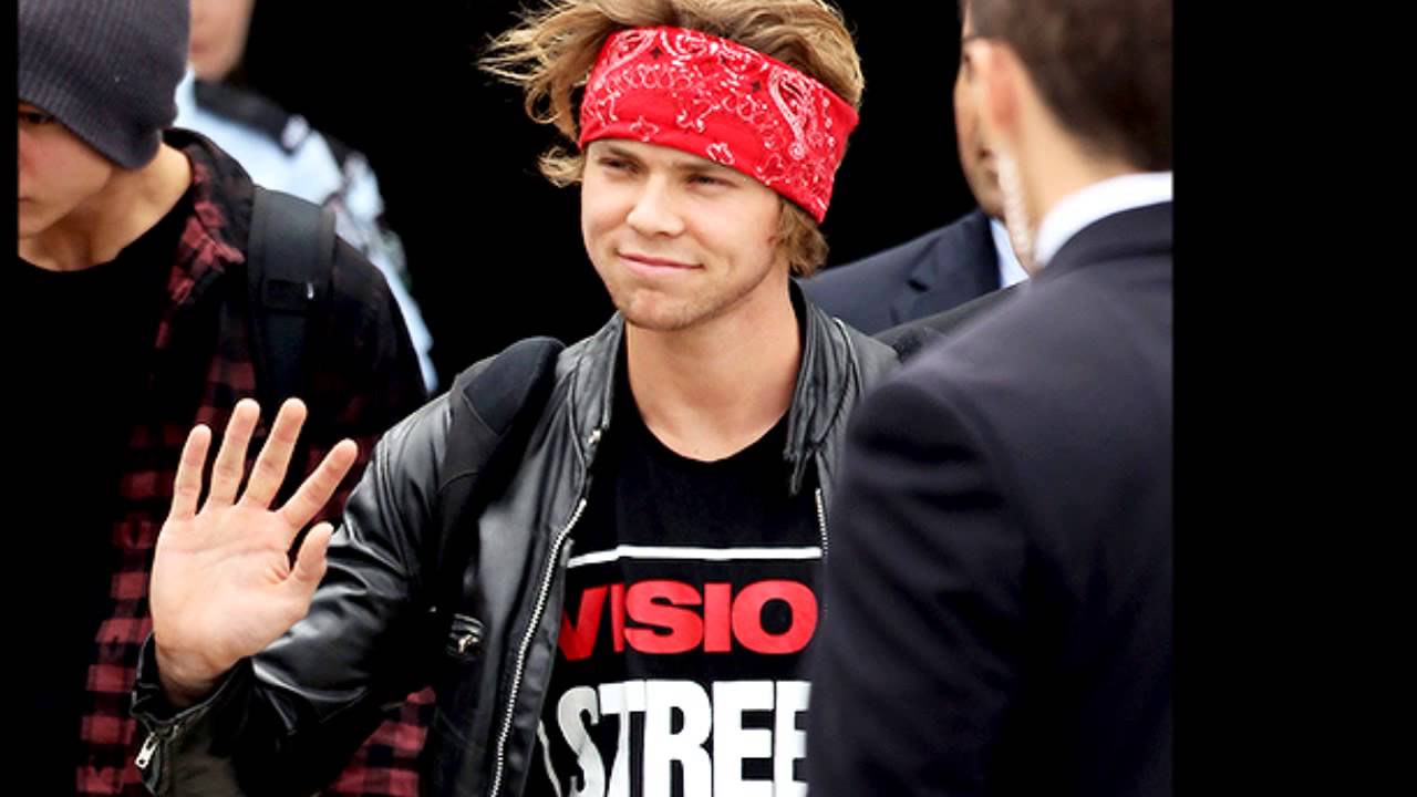 Ashton Irwin - She's Got A Boyfriend Now