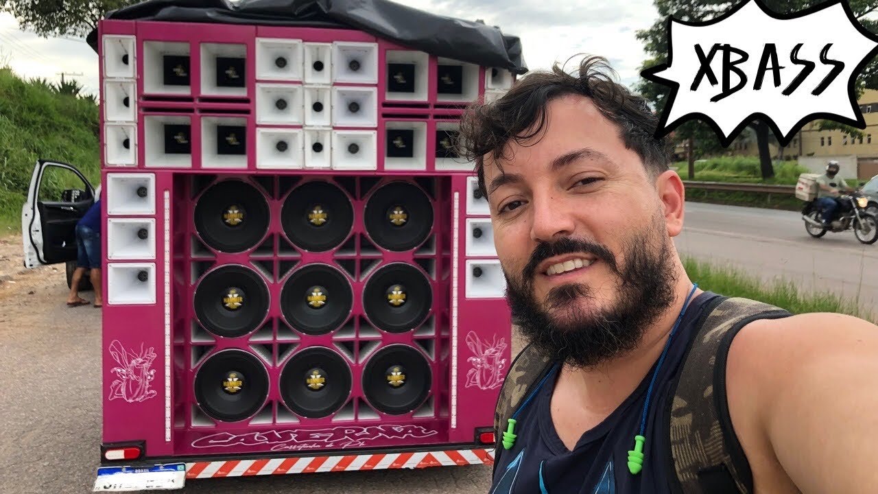 Carretinha com nove Eros Hammer Xbass (4K)