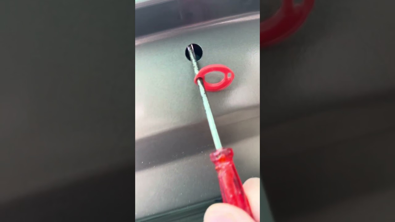 Changer ampoule 3eme feu stop Renault grand modus-clio-megane-kangoo Derde remlicht:lampje vervangen