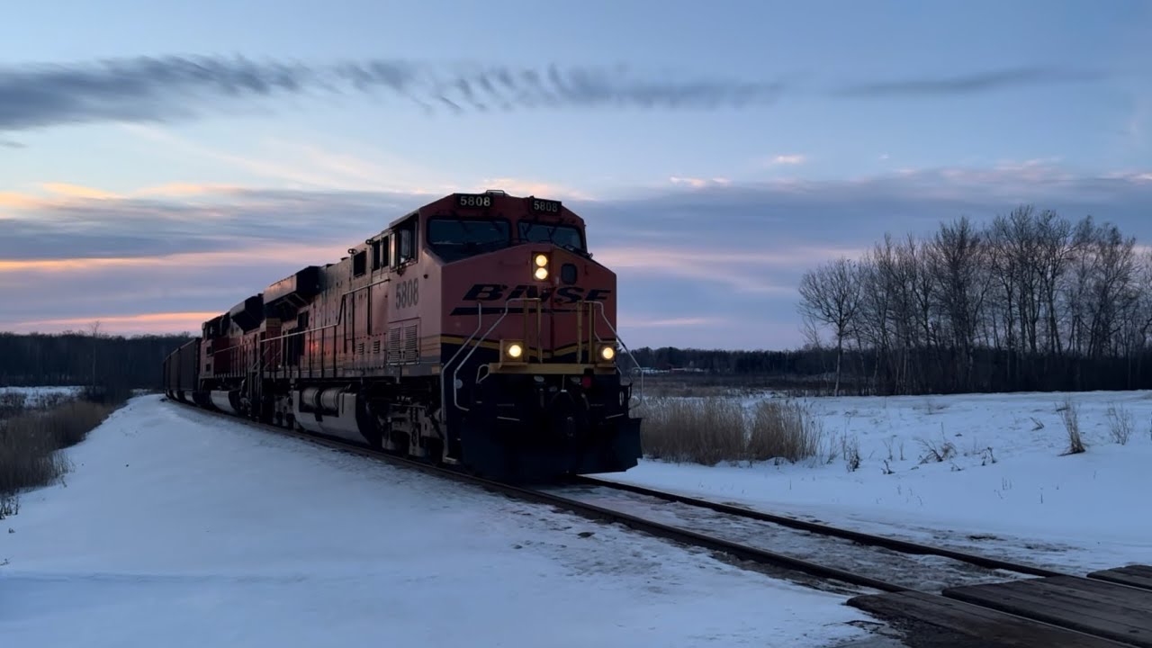 BNSF #5808 leads this loaded coal with a P5. Brainerd Sub