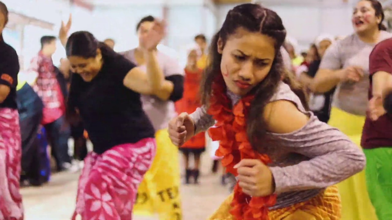SAMOAN GROUP DANCE MEDLEY