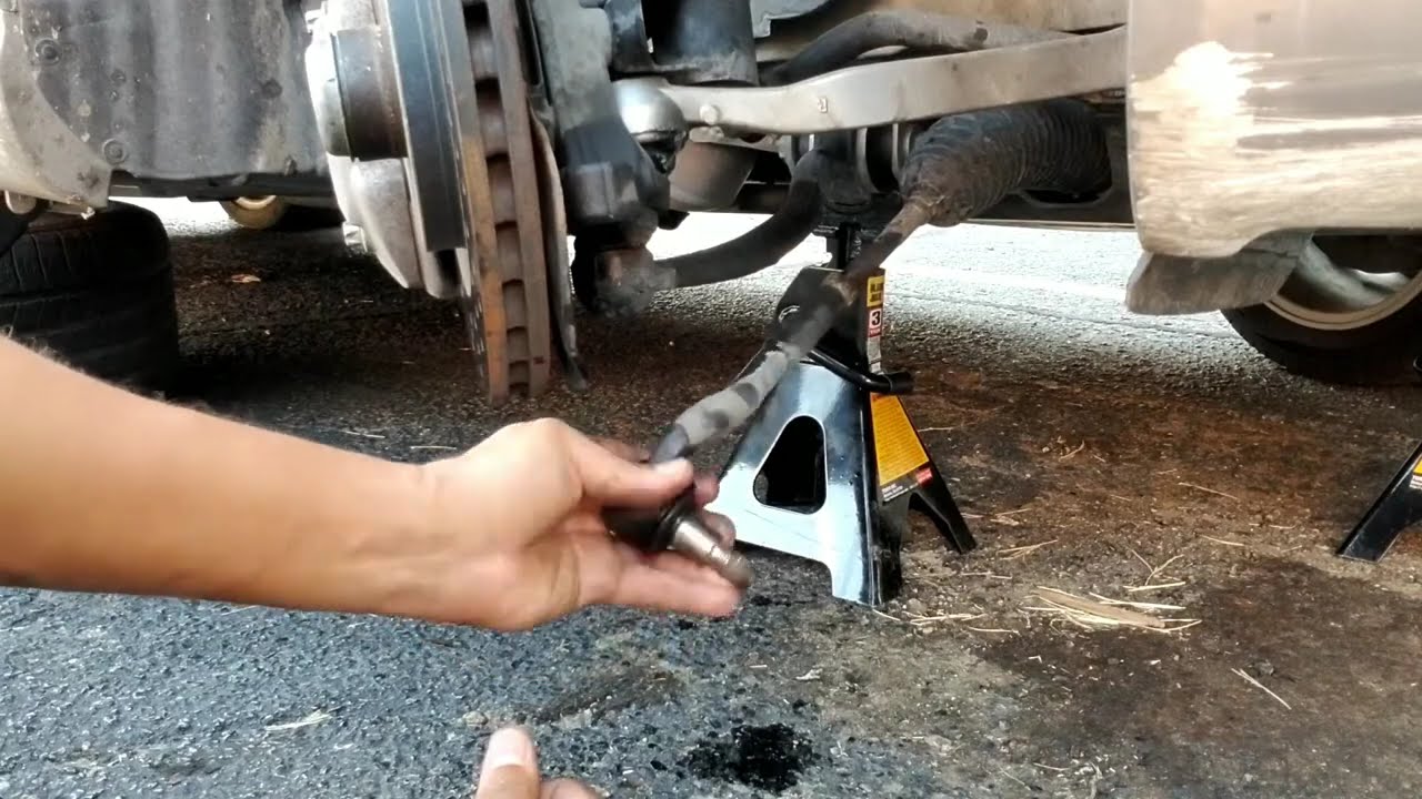 How to change tie rod end Mercedes-Benz C -Class W203