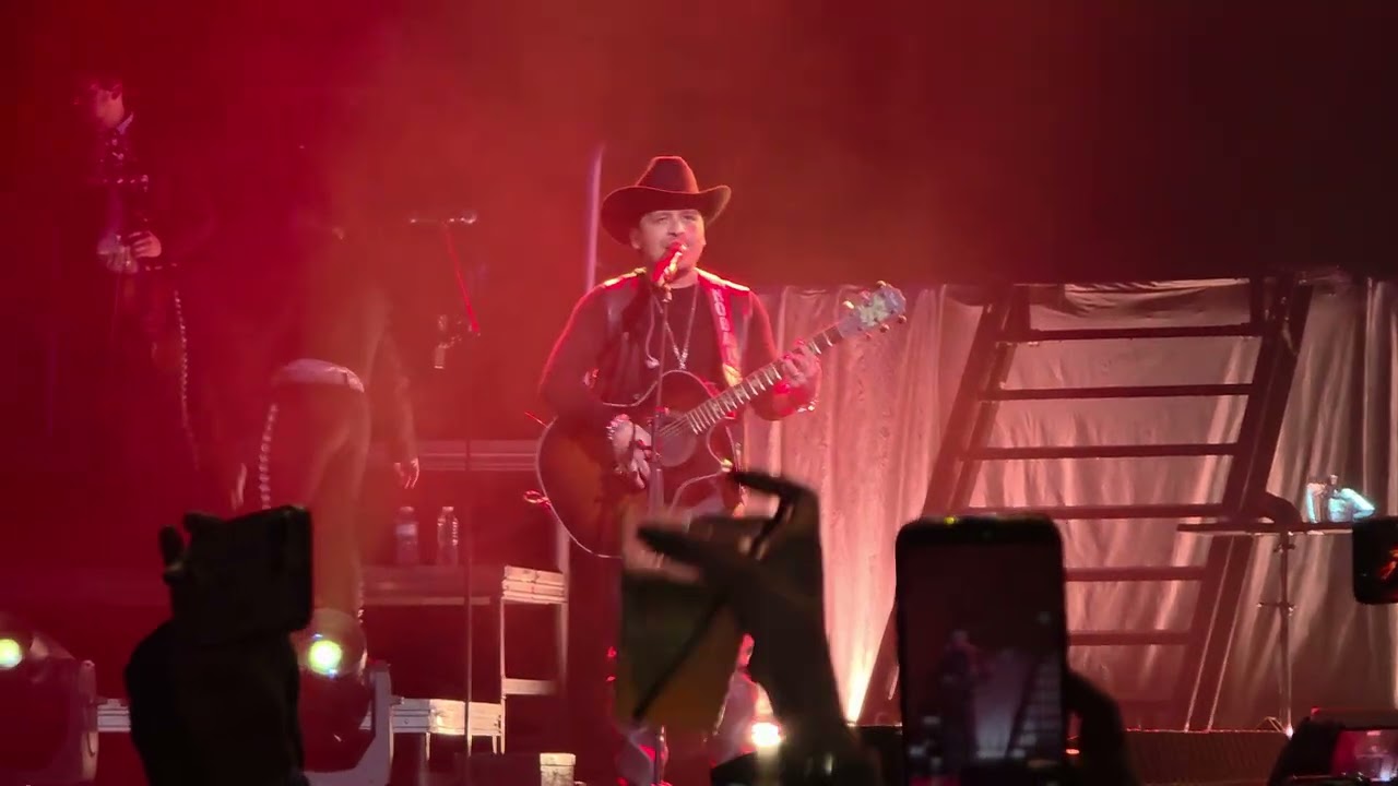 Christian Nodal - "Pa'l Cora Tour" Dec 3,2025 Barclays Center, NY🤠🇲🇽