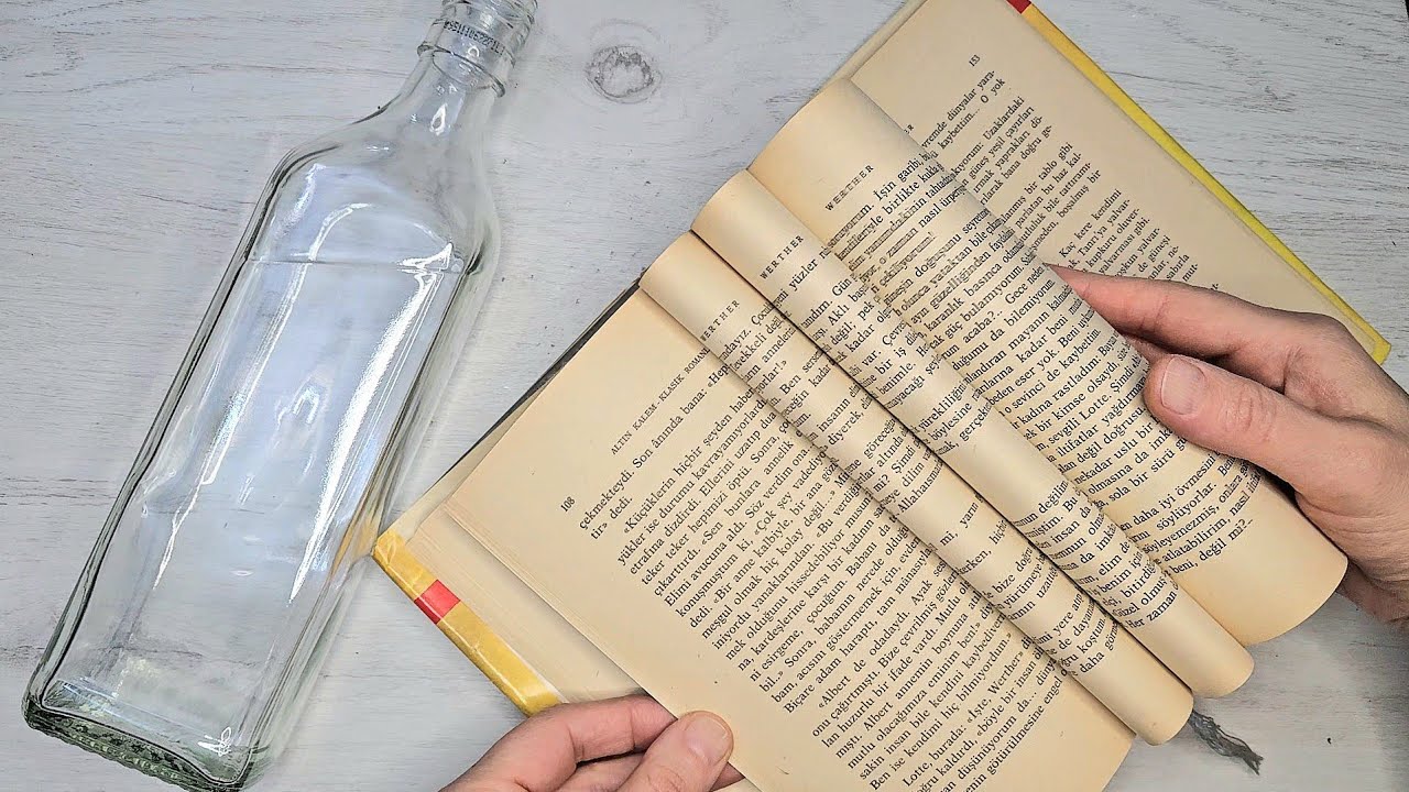 😍Fantastic ideas! I took a glass bottle and an old book and made a great decor!