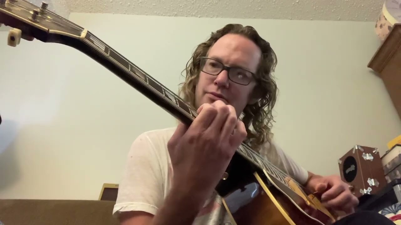 Mr. Lucky (jerry reed)/epiphone zephyr deluxe {1950}