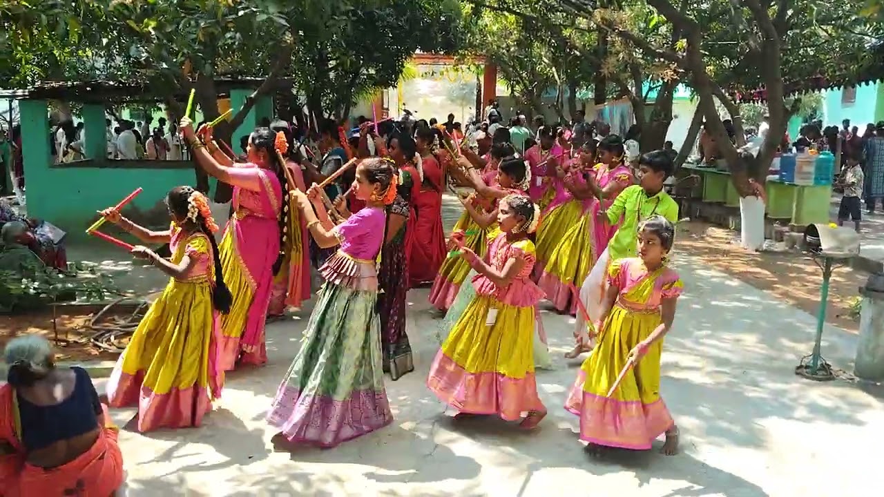 Kolatam girigilla gummadi