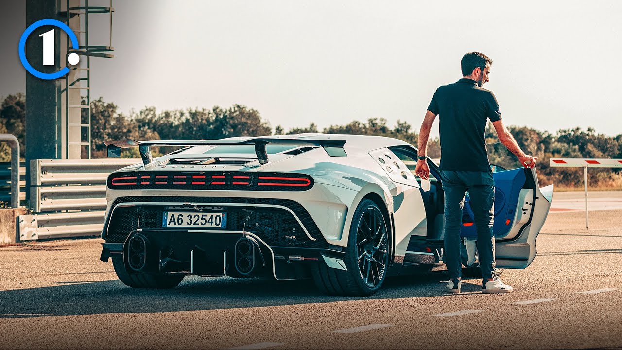 Ho collaudato una BUGATTI a 300 km/h!