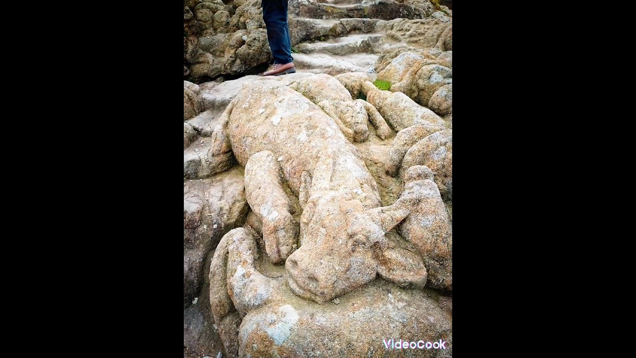 Saint Malo Rothéneuf, les rochers sculptés. 