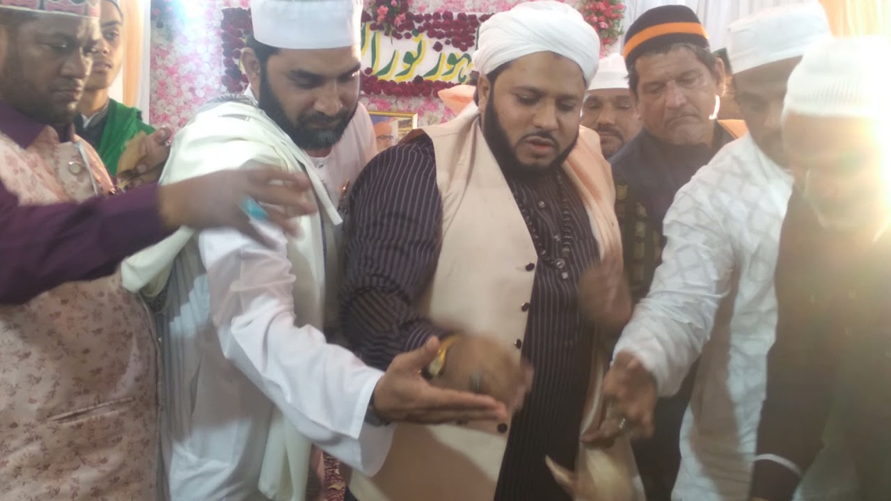 Apna Mehram Jo Banaya Ya Tujhe Main Janta Hoon.by Ateeq Bandanawazi qawwal