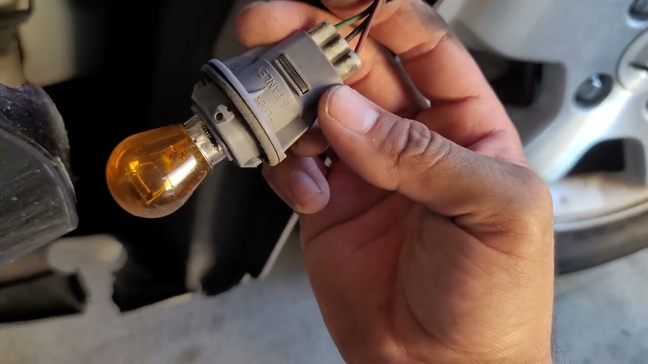Honda Accord Acura Tsx mirrors pt. 3 (turn signal wiring)