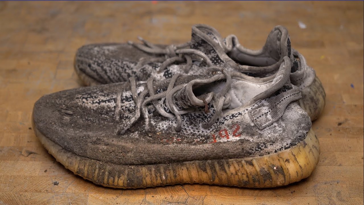 Очистка самых грязных кроссовок Yeezy 350 Zebra за 350 долларов