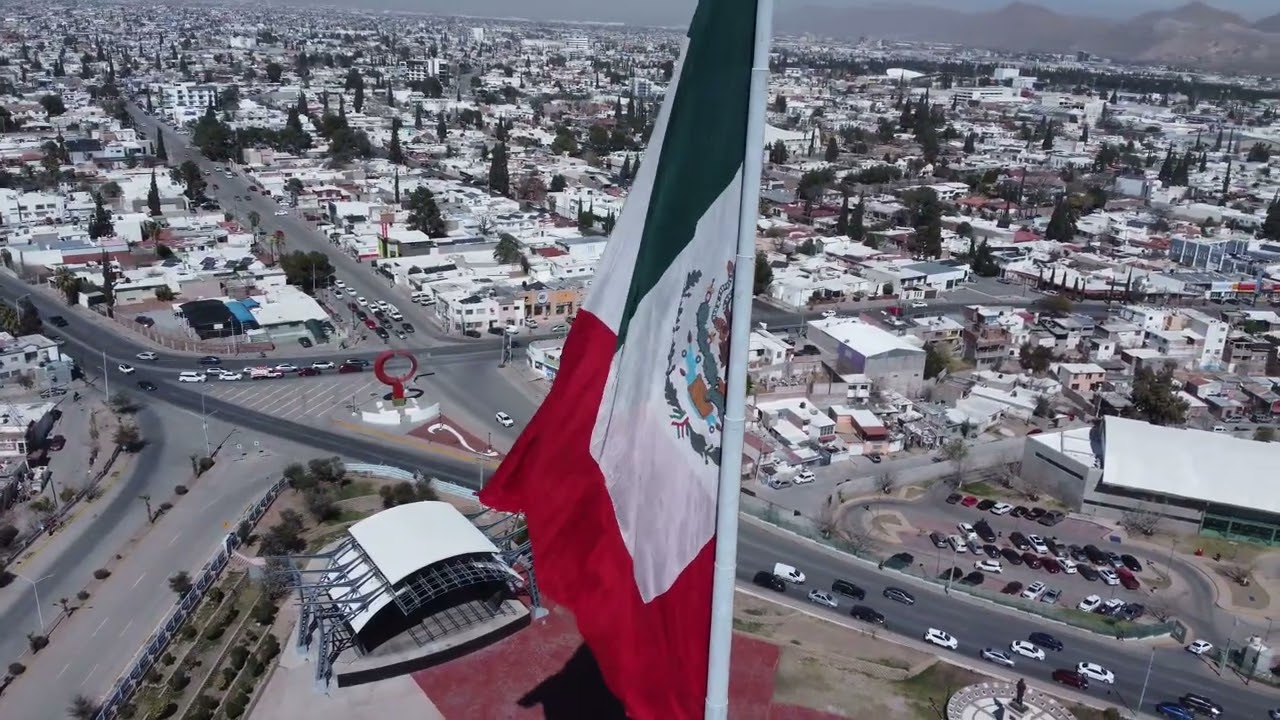 Orgullo mexicano - Bandera desde el cielo