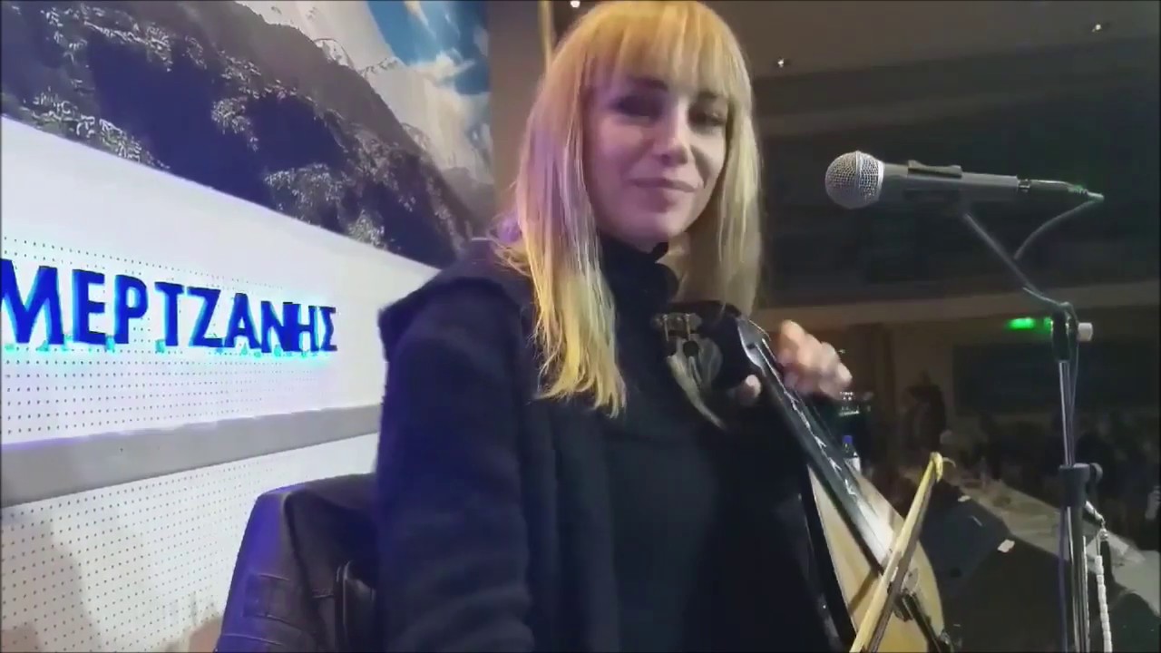 ΝΤΑΓΑΚΗ  ΓΕΩΡΓΙΑ   ΣΤΟ  ΑΟΡΙ  ΜΕ  ΤΗΝ   ΛΥΡΑ  ΤΟΥ  ΑΧΙΛΛΕΑ   ΔΡΑΜΟΥΝΤΑΝΗ