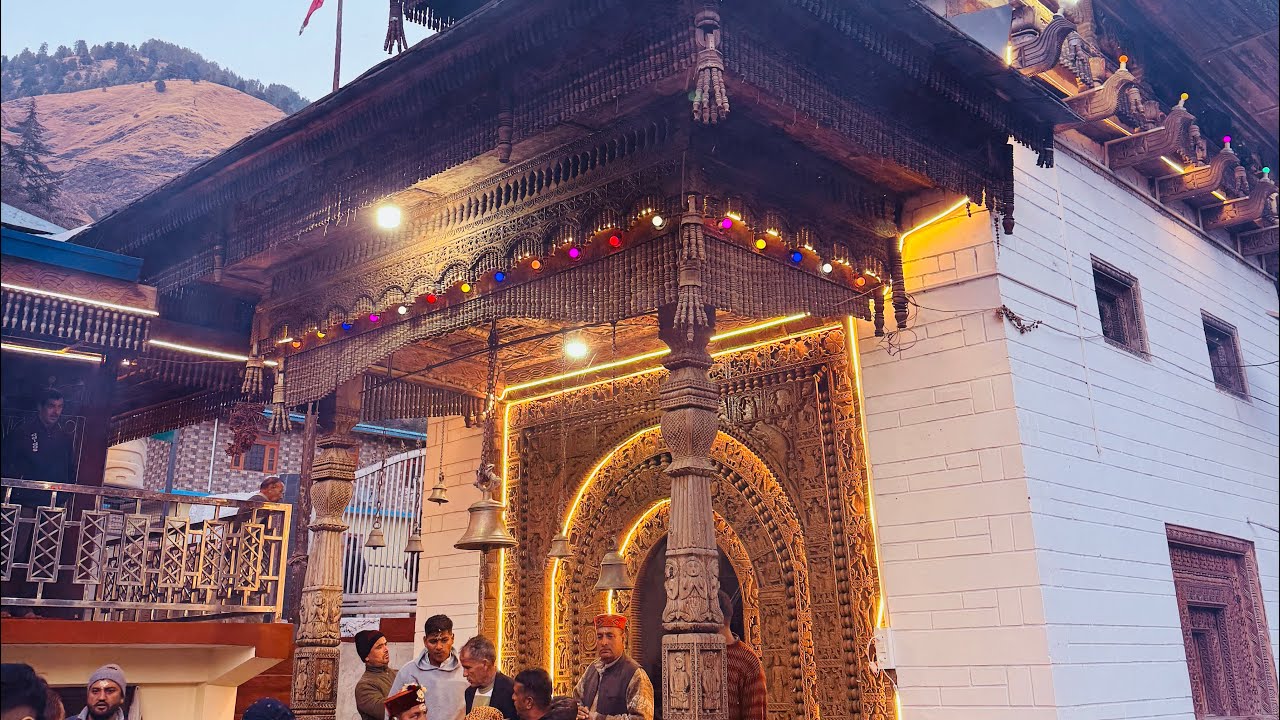 हम चले गाँव देवता जी के पास 🙏💕