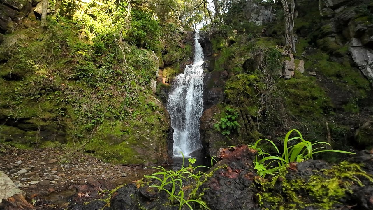 Cascata Istrampu de Pedras Rujas (Santu Lussurgiu)