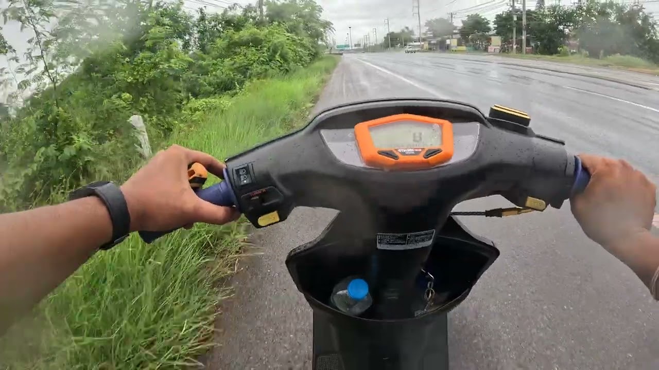 ขี่ Dio 🚀 ไปร้านก๋วยเตี๋ยว 🍜 เจอปัญหาระหว่างทาง จะถึงร้านไหม 🤔 #honda #dio