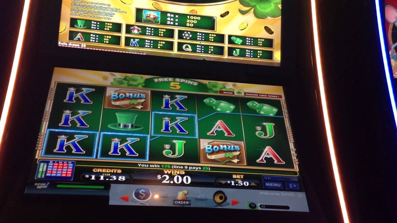 Wild Clover Slot Machine Bonus Big Win Re-Trigger