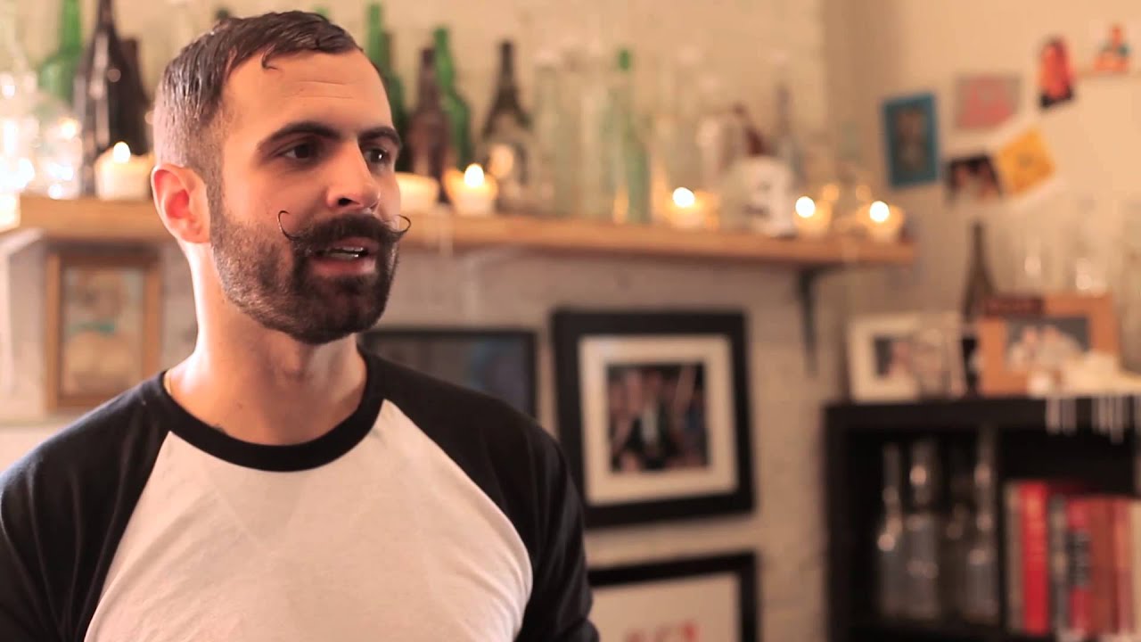 The 350sq ft un-luxury graffiti apartment  - Tiny Eclectic Amazing Spaces video