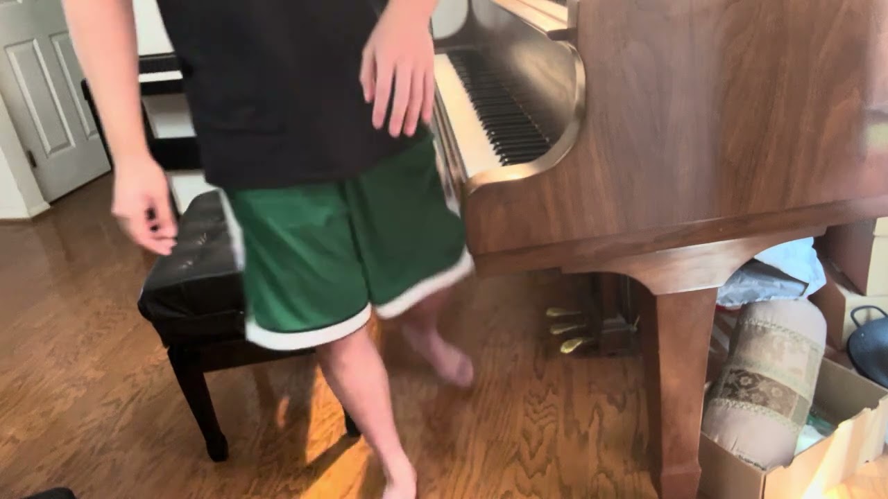 From the start - Laufey (piano)