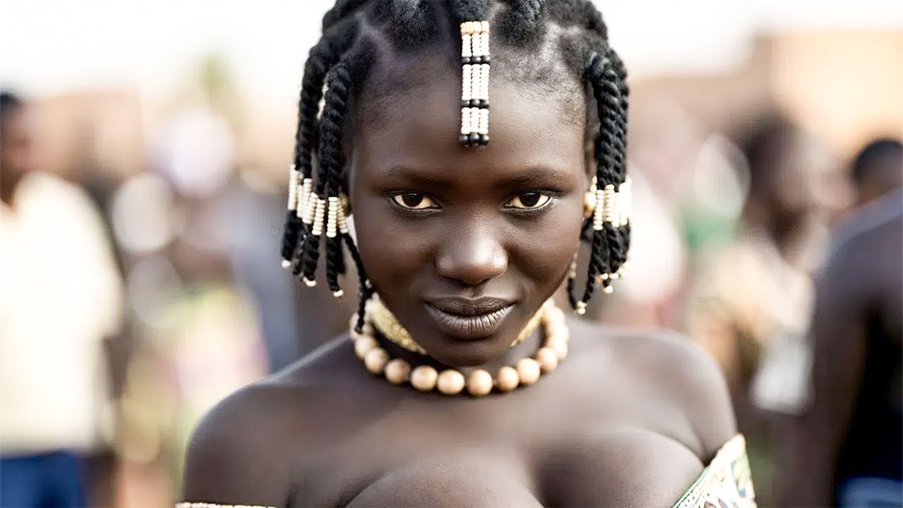 DAS LEBEN IN MALI – EINEM AFRIKANISCHEN LAND, IN DEM FRAUEN IHRE LIEBHABER WÄHLEN