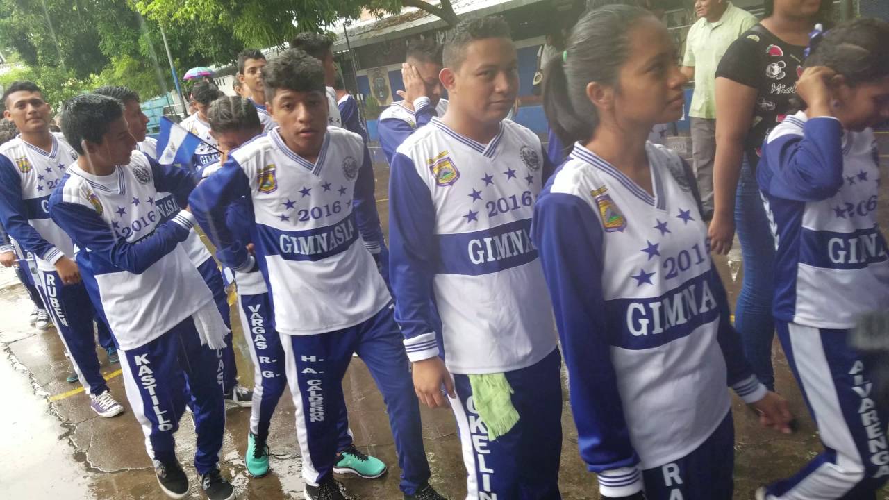 Los desfiles del 15 de Septiembre en Cara Sucia, Ahuachapan. Resolucion 4K: Empecemos. Parte 3