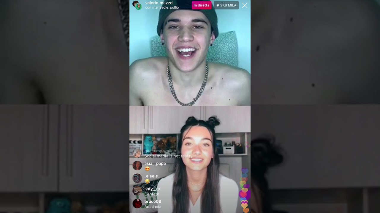 MOMENTI ROMANTICI TRA VALERIO MAZZEI E MARIASOLE POLLIO IN DIRETTA (parte 4)