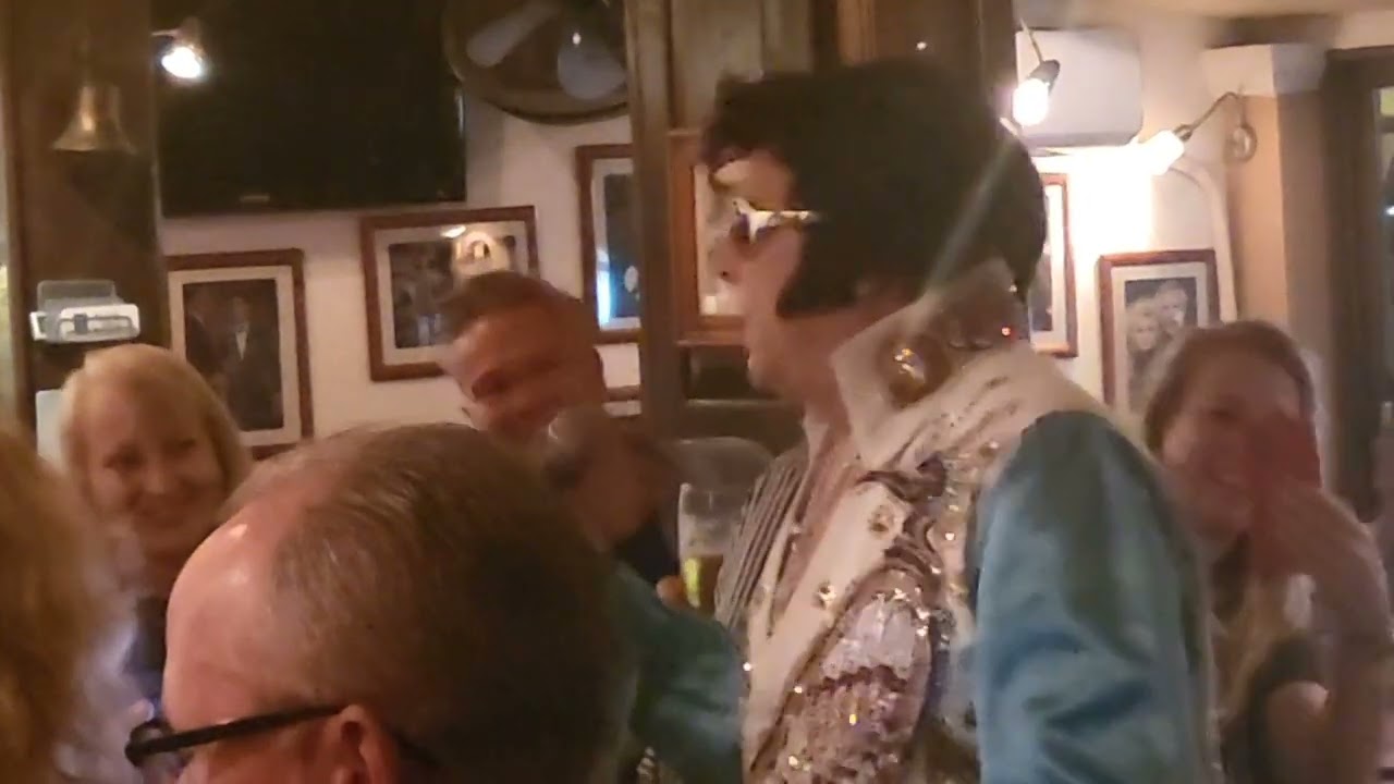 See See Rider, Elvis tribute Jason P Presley, Blackpool Karaoke on tour - Melodies bar Gouvia Marina