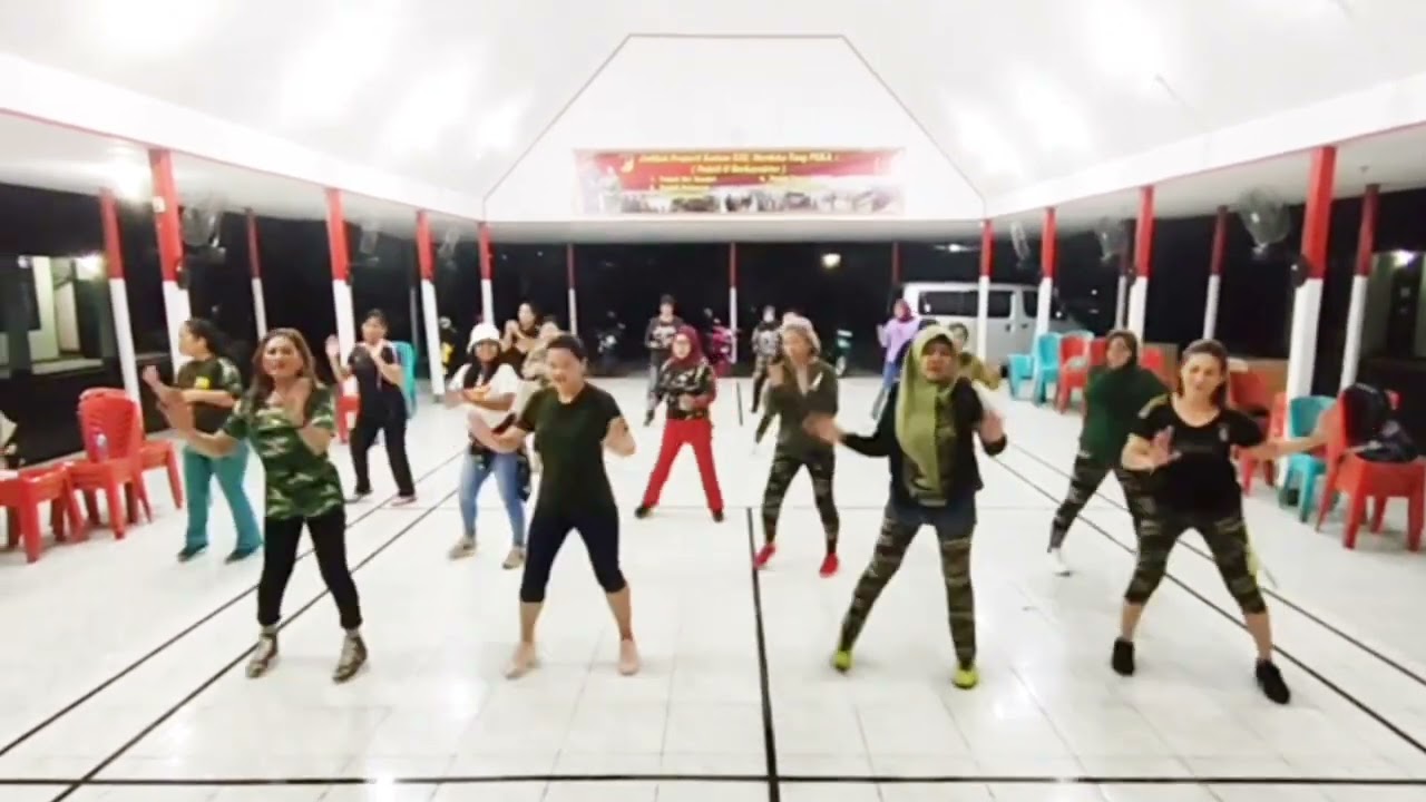 ATTENTI ALLUPO //LINE DANCE // Choreo Kiki & Meiko // CLUB SEHATI💃