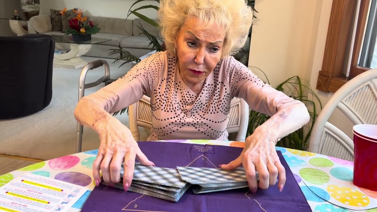 Гороскоп для Водолеев на апрель.