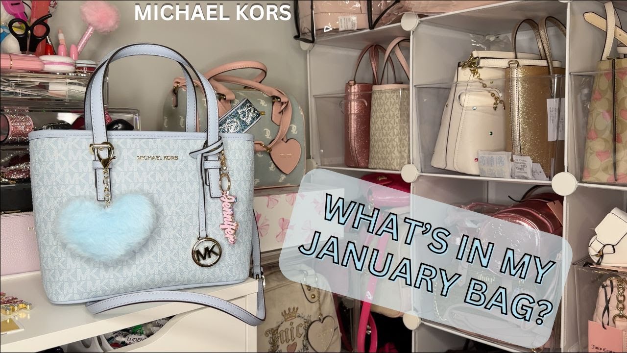 WHAT'S IN MY PURSE 2025 | MICHAEL KORS SMALL TOTE  IN PALE OCEAN BLUE