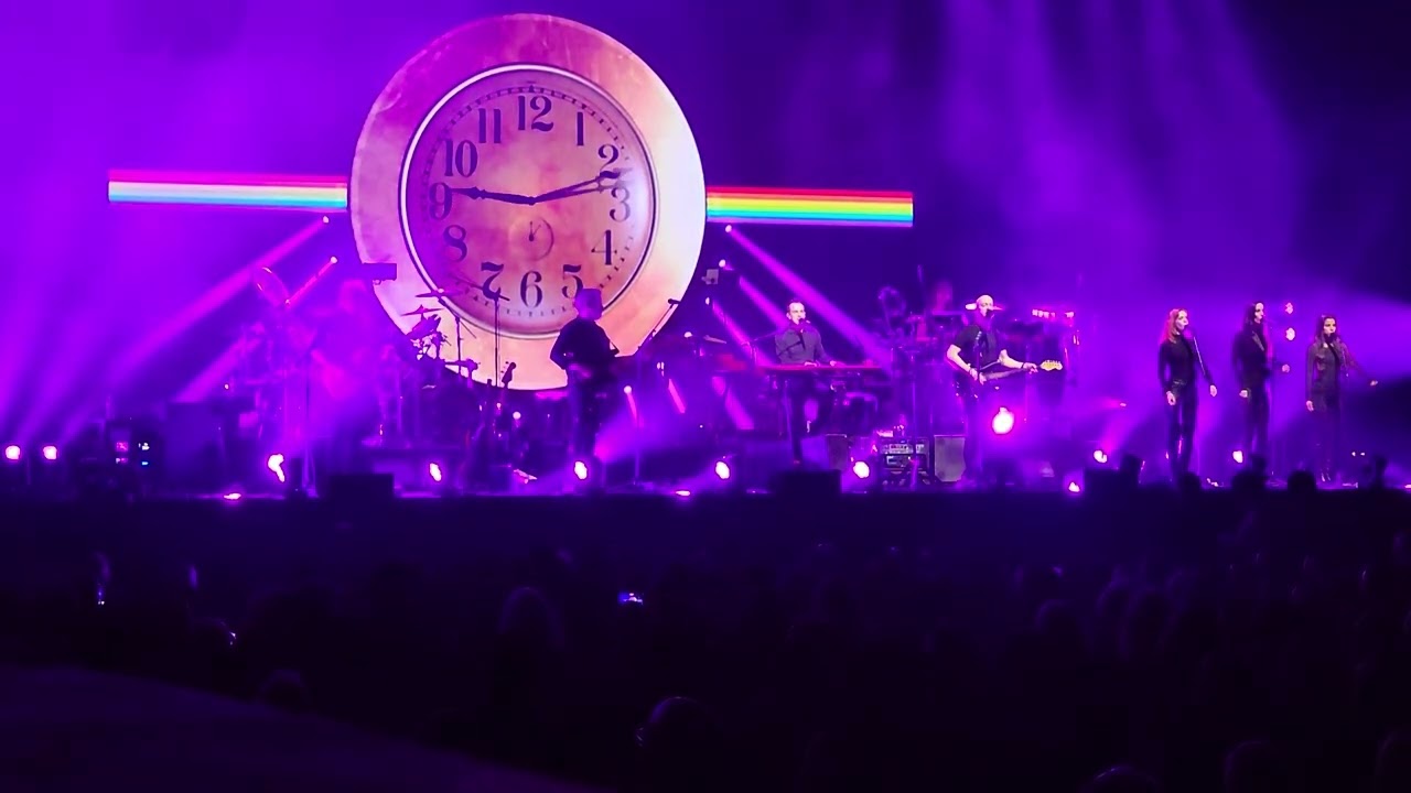 Brit Floyd,  time