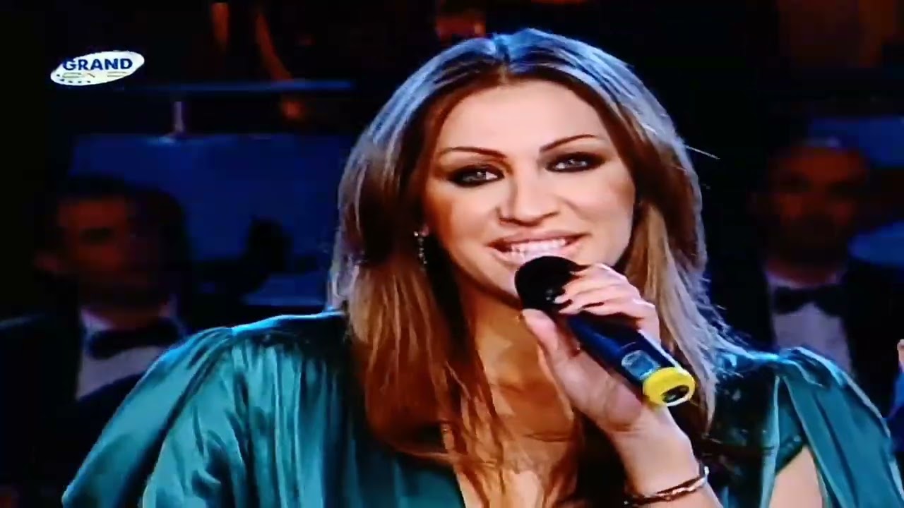 Danijela Vranic - Da ne vidi ona ( Novogodisnji Grand Show 2009 )