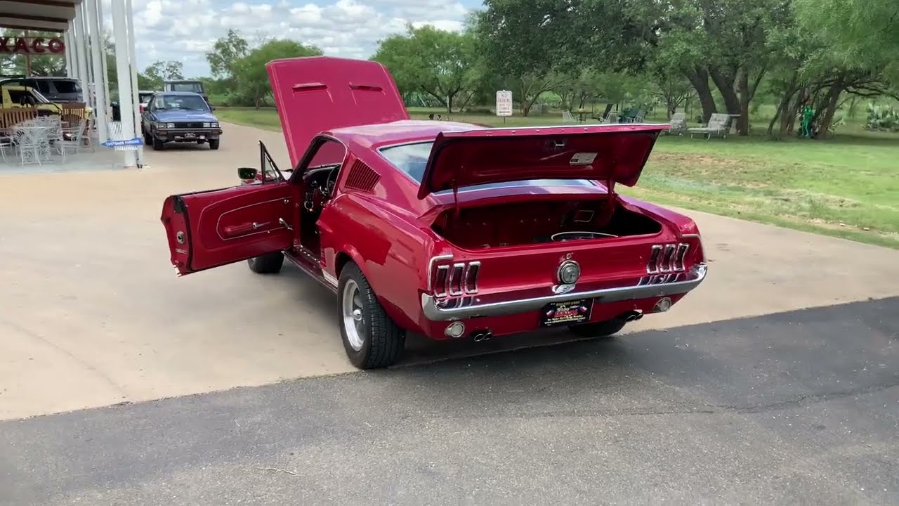 1967 Ford Mustang GT 390ci V8 4-Speed  Power Front Disc PS AC Electronic Cut-Off Exhaust