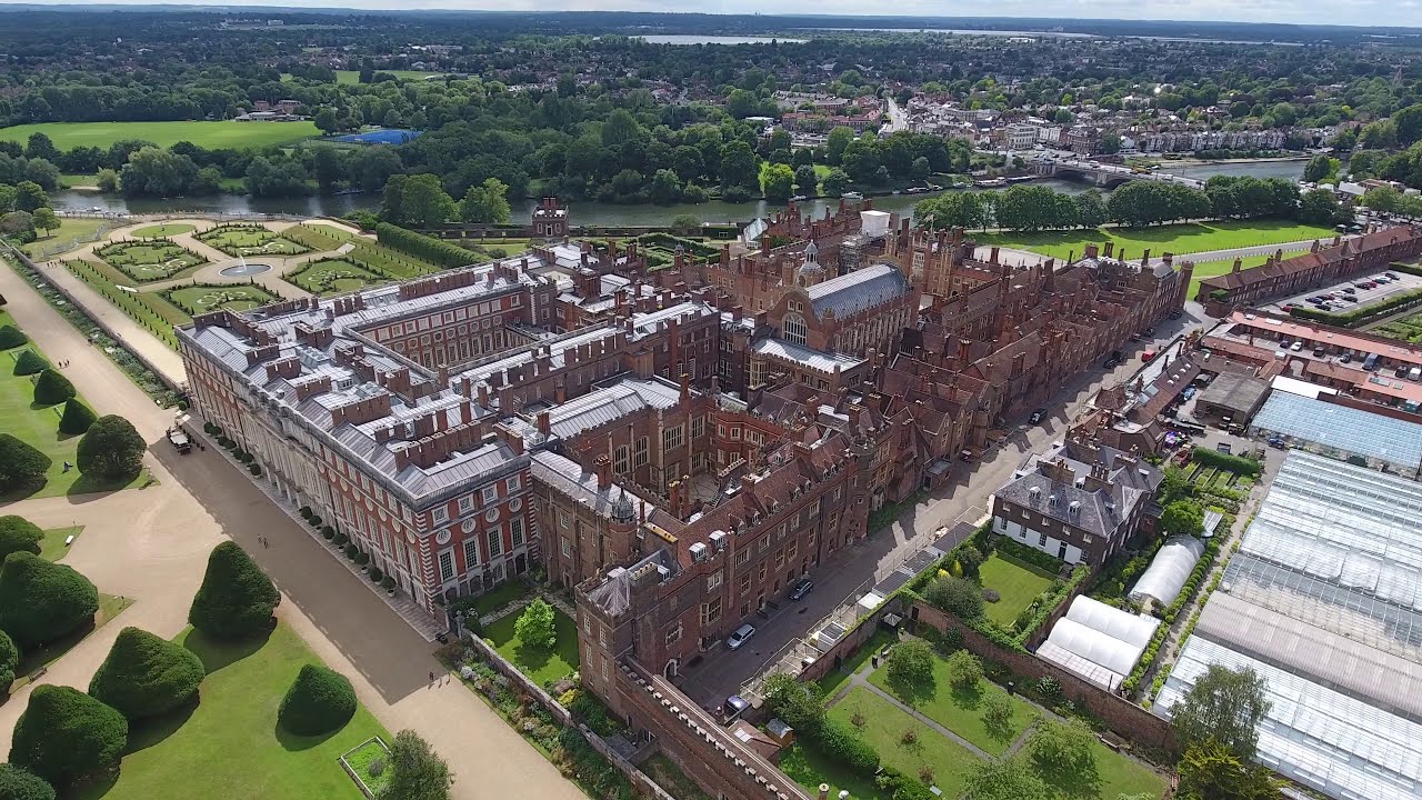 HAMPTON COURT PALACE. BUSHY PARK. wedding venue. LONDON DRONE DJI PHANTOM. LONG WATER.