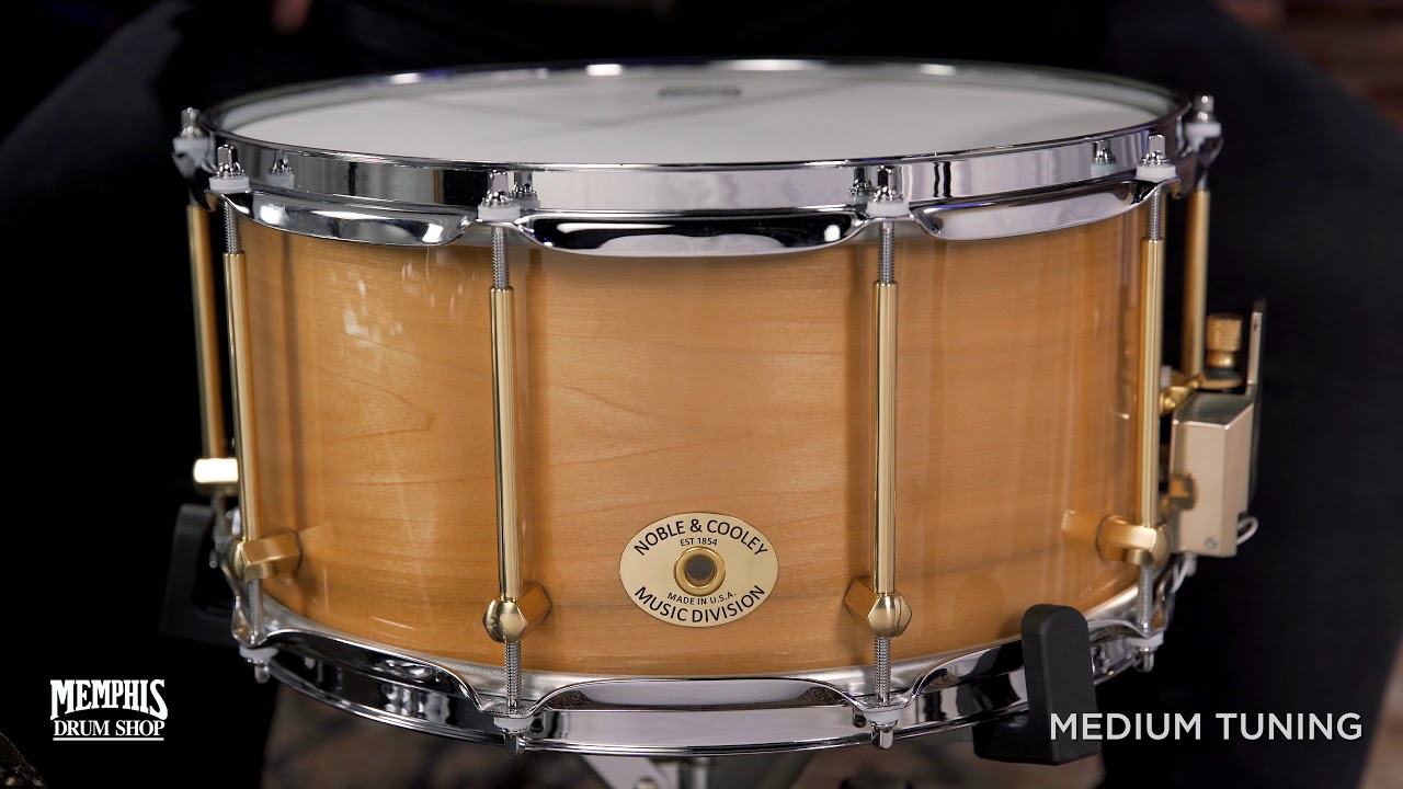 Noble & Cooley 14x7 Solid Shell Classic Tulip Snare Drum - Clear Gloss (FGSST147CGFC-5667)