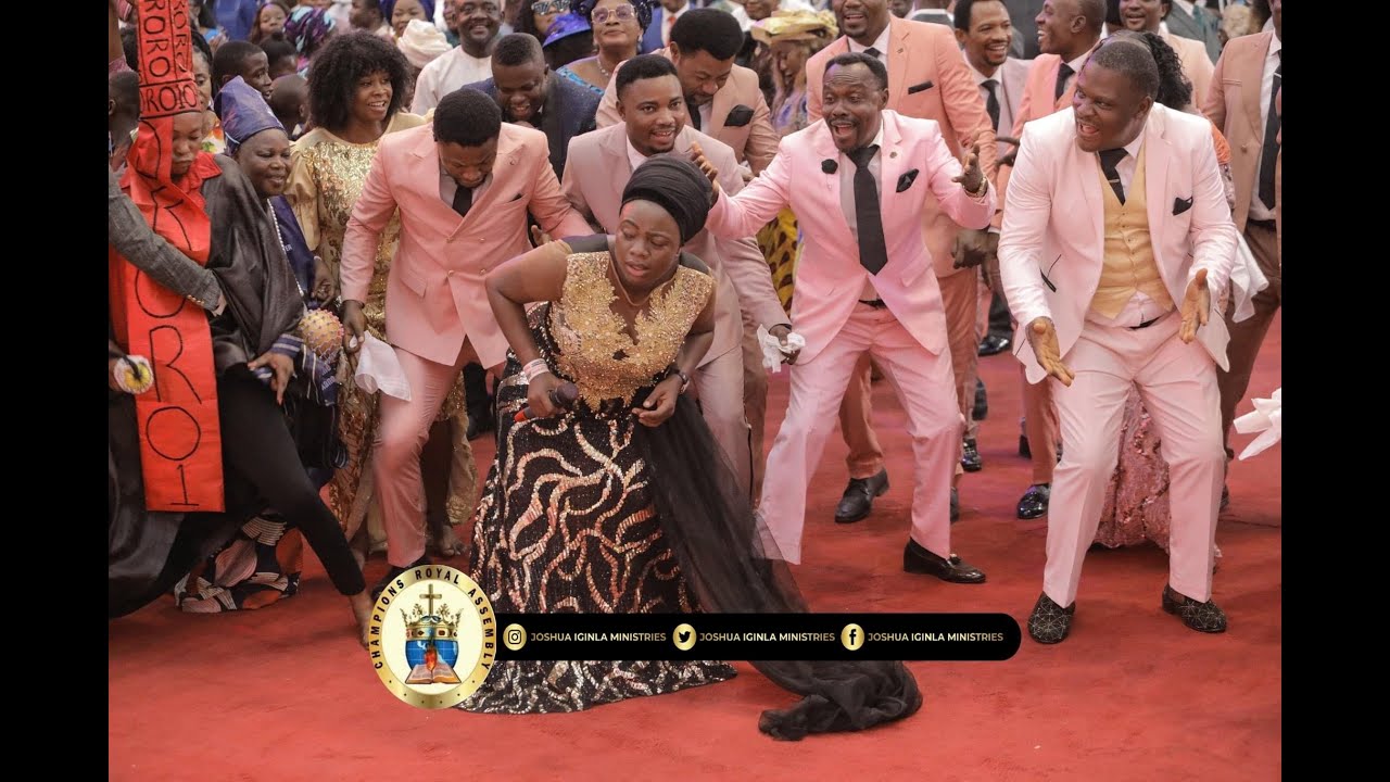 WATCH ADEYINKA ALASEYORI ENERGETIC PERFORMANCE AT PASTOR JOSHUA  IGINLA BIRTHDAY SERVICE