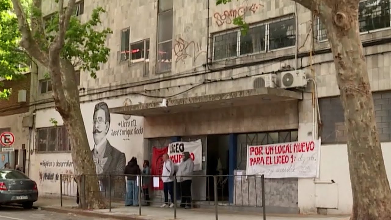 Paro en secundaria y ocupación de liceos en Montevideo por presupuesto