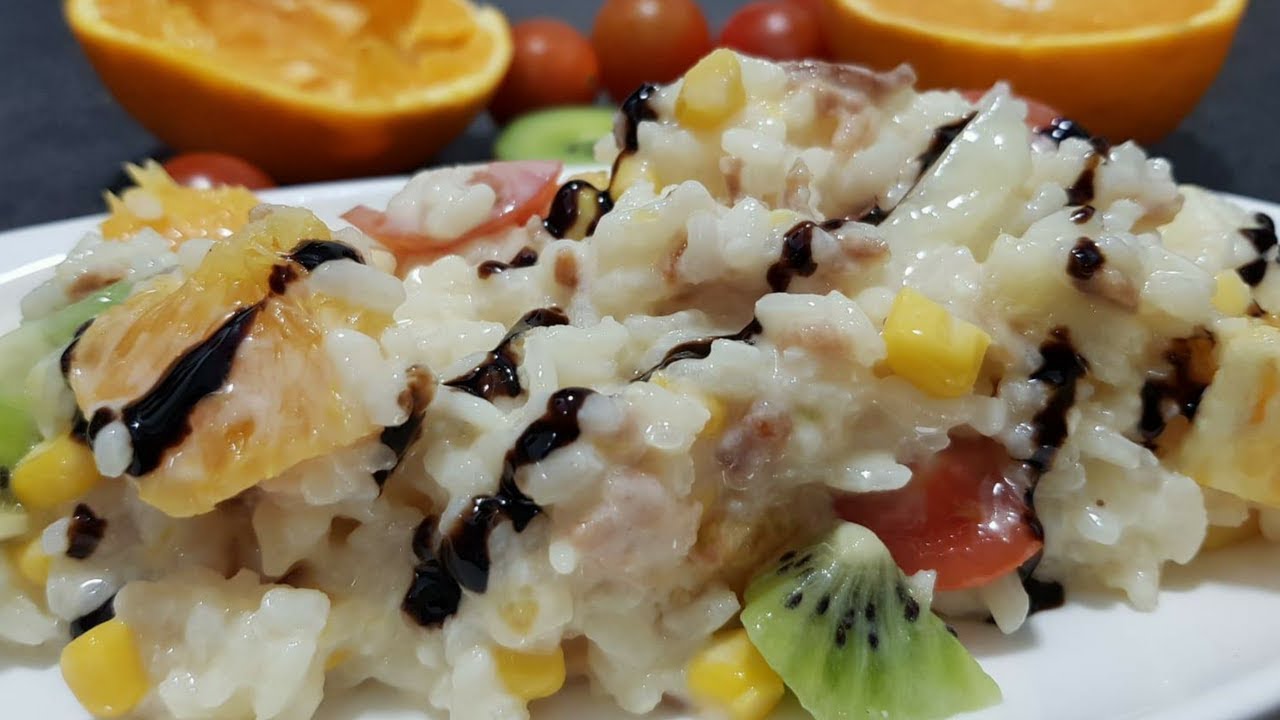 Ensalada fácil de arroz con salsa ligera