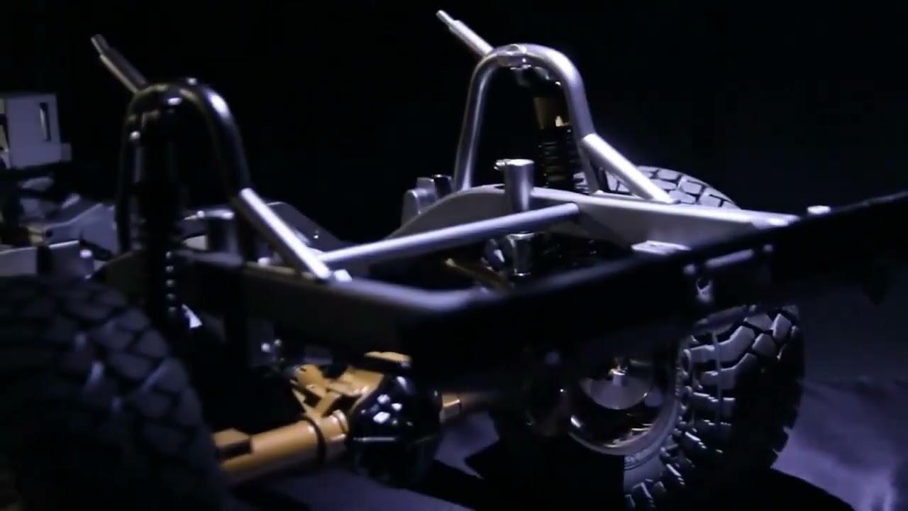 The all-metal simulation climbing car TWOLF M715 is about to be launched