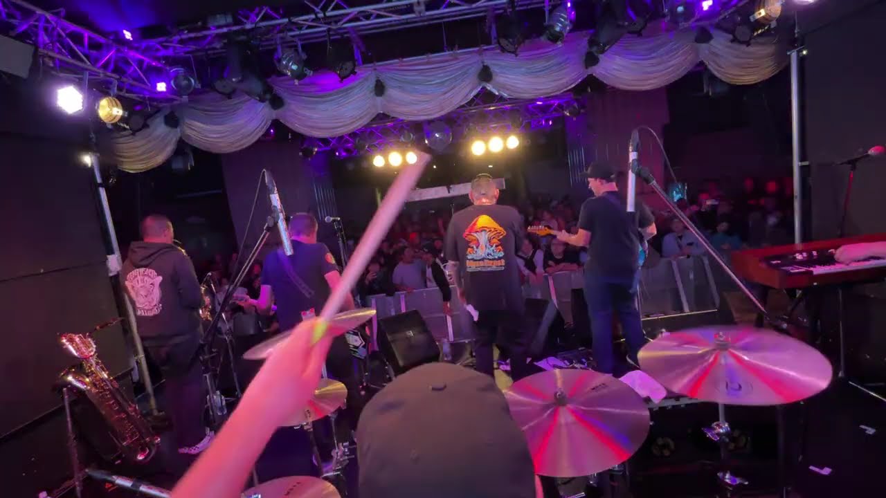 (Long Beach Dub Allstars) Live in Tokyo