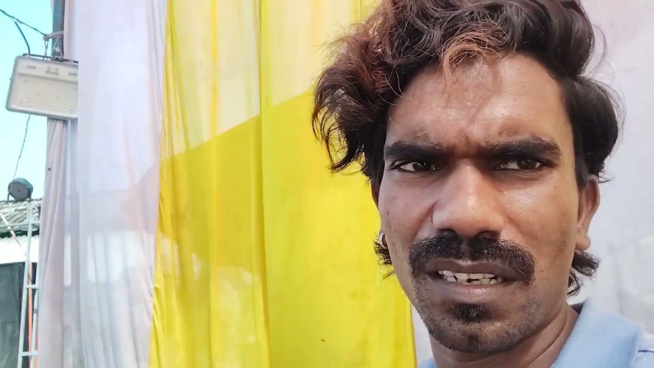 आज शादी की तैयारी हो रहे हैं मंडप तैयार होरहा है हम सब कामों में लिखते हुए मीठा उठा बना रहे हैं