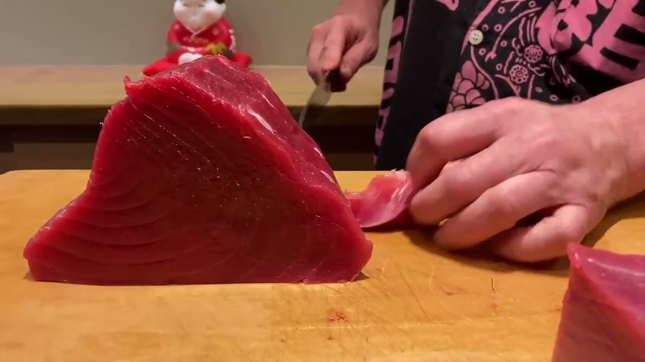 鮪の捌き方 寿司屋の妙技 #sushi #okinawa #tuna