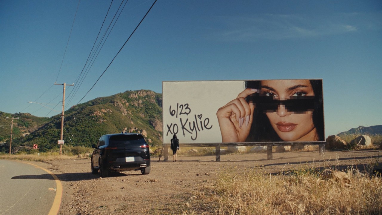 Meta Glasses by Kylie Jenner