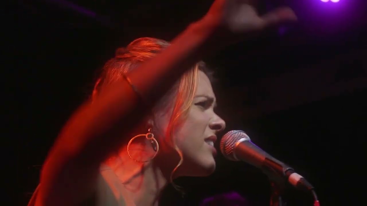 'Bad Advice' by Kat Eaton Live at Yellow Arch Studios, Sheffield (28/06/24)