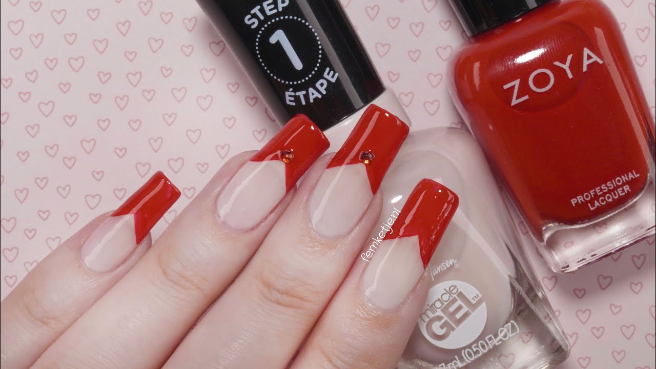 How To DIY Chevron French Manicure (No Nail Tip Guides Needed!) - femketjeNL