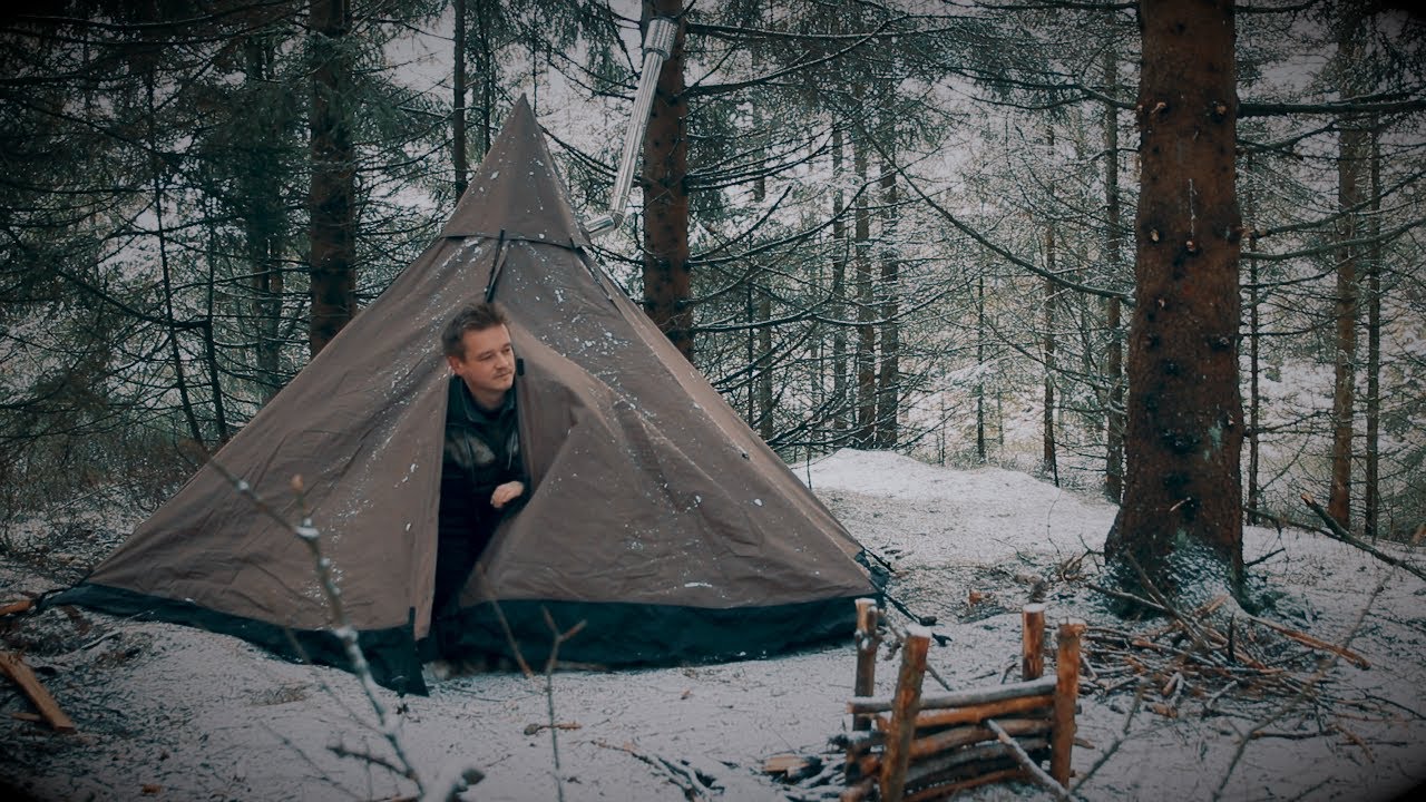 Winter is coming! 2 Days Solo Bushcraft Trip / with Lavvu and wood stove into the new year!