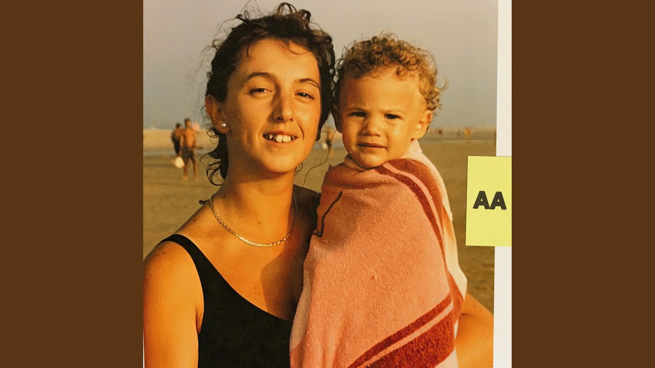 Aa Mamá