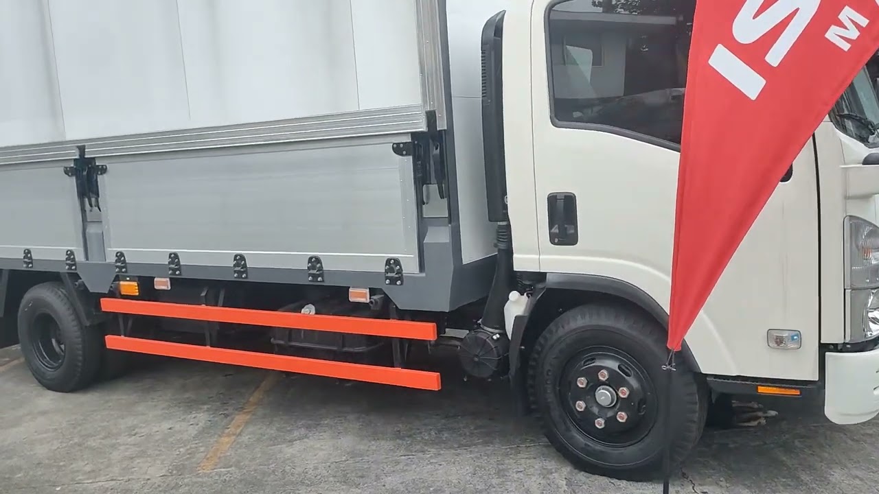 Isuzu Truck NQR75L 4x2 Manual Transmission Wing Van